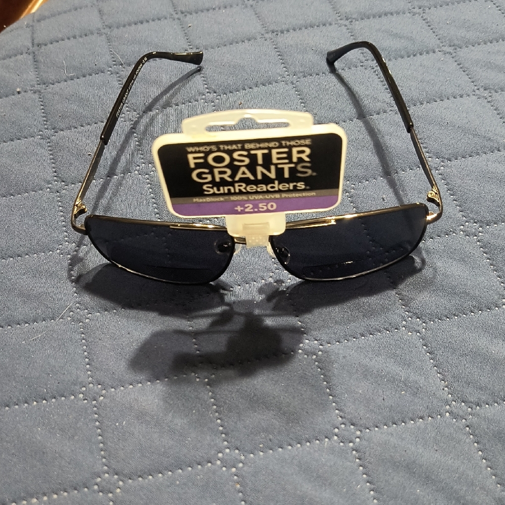 Foster Grant Black SunReaders +2.50
